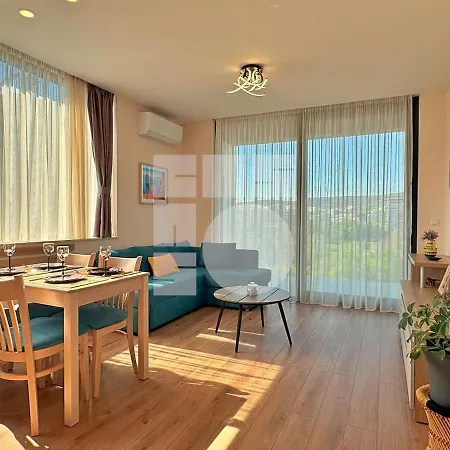 アパート 1br Sea Garden Prime With View & Parking